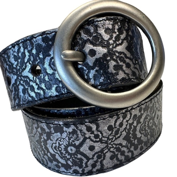 Vintage Y2K Liz Claiborne Metallic Design Leather Belt - Picture 1 of 7